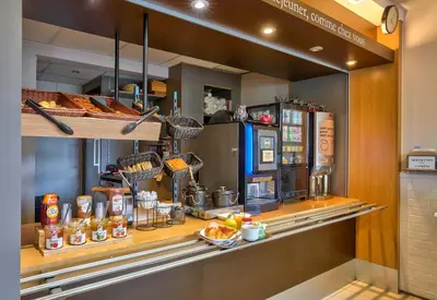 Nourriture dans l'hôtel ou à proximité