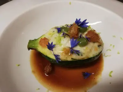 Nourriture dans l'hôtel ou à proximité