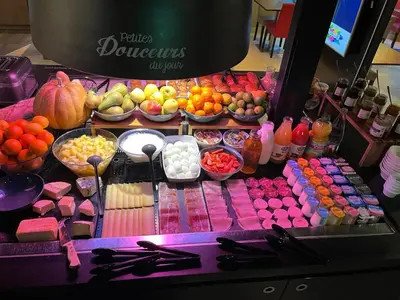 Nourriture dans l'hôtel ou à proximité