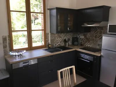 Cuisine ou kitchenette dans l'établissement Le Moulin Aux Moines