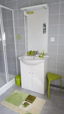 Salle de bains dans l'établissement Gite les Falaises de Criel