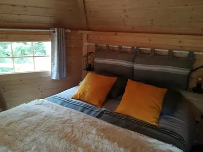Un ou plusieurs lits dans un hébergement de l'établissement Camping Loisirs Des Groux