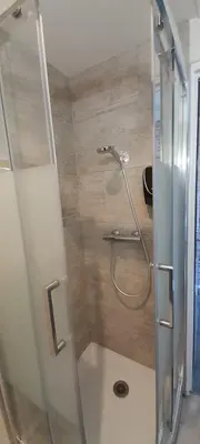Salle de bains dans l'établissement Hotel Au Spatial