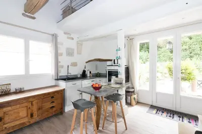 Cuisine ou kitchenette dans l'établissement Carpe Diem du Vexin
