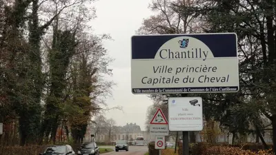Certificat, récompense, panneau ou autre document affiché dans l'établissement Garden Studio Chantilly