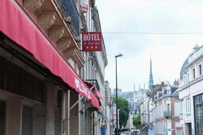 Quartier de l'hôtel ou autre quartier proche