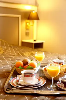 Nourriture dans l'hôtel ou à proximité