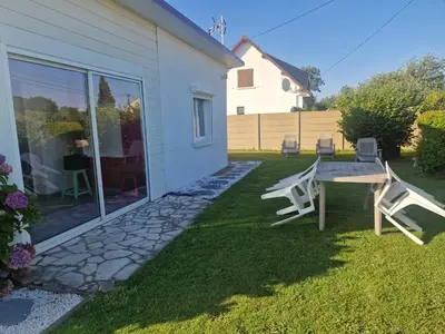 Jardin de l'établissement La Maison des Oiseaux