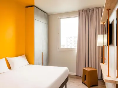 Un ou plusieurs lits dans un hébergement de l'établissement Ibis Budget Amiens Centre Gare