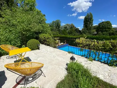 Piscine de l'établissement Manoir des Cavaliers - BnB ou située à proximité