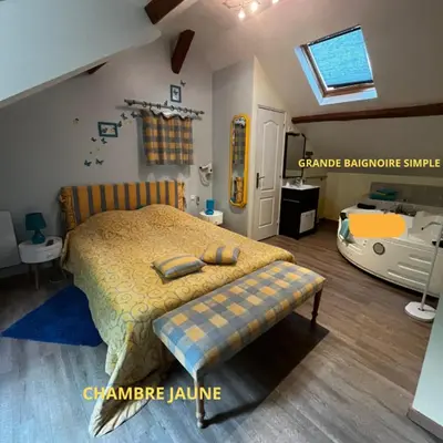 Coin salon dans l'établissement Le petit manoir