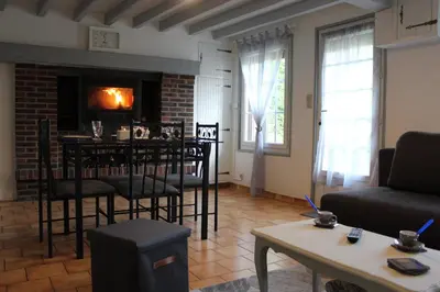 Coin salon dans l'établissement Ma petite Neuvillaise