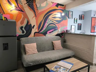 Coin salon dans l'établissement LE MADISON, Gîte Atypique - NETFLIX