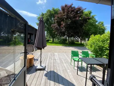 Jardin de l'établissement L’abri du monde