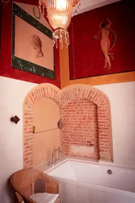 Salle de bains dans l'établissement Le château de Bonnemare - Bed and breakfast