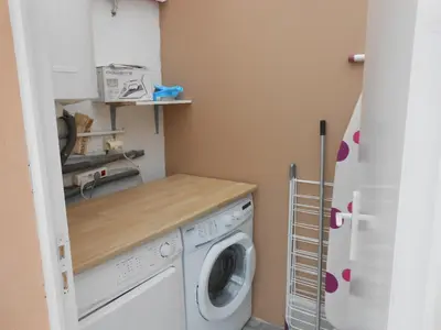 Cuisine ou kitchenette dans l'établissement Gite C