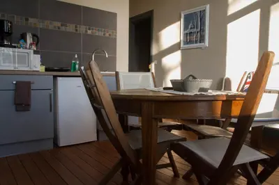 Cuisine ou kitchenette dans l'établissement The Nest