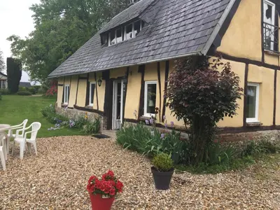 Jardin de l'établissement Charmante Maison entre les Pommiers