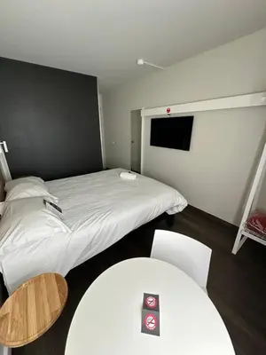 Un ou plusieurs lits dans un hébergement de l'établissement ibis Abbeville