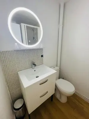 Salle de bains dans l'établissement Le Clos Robinson