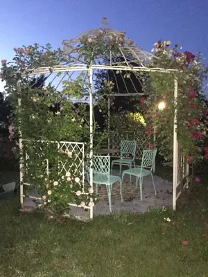 Jardin de l'établissement Rue de la Gare
