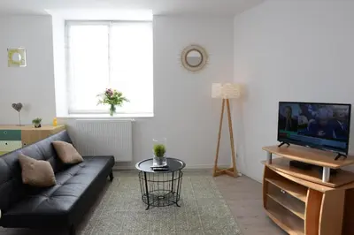 Télévision ou salle de divertissement dans l'établissement Perle Marine