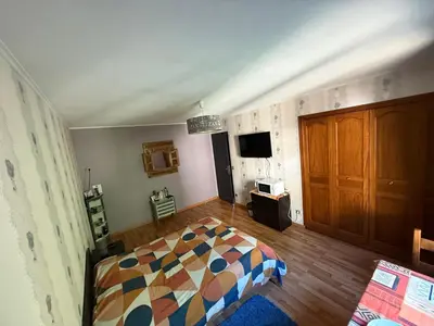 Télévision ou salle de divertissement dans l'établissement Maison au calme à la campagne