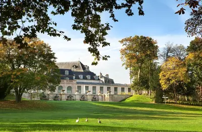 Jardin de l'établissement Auberge du Jeu de Paume