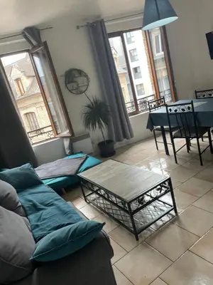 Coin salon dans l'établissement Appartement 1 chambre, dieppe centre draps non inclus