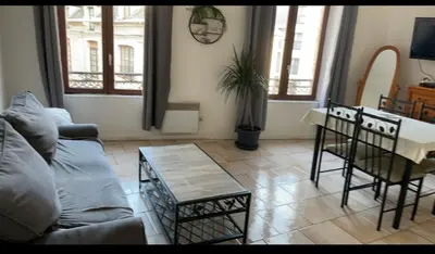 Coin salon dans l'établissement Appartement 1 chambre, dieppe centre draps non inclus