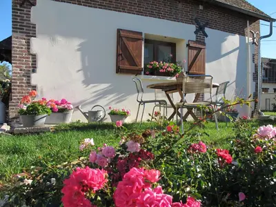 Jardin de l'établissement Aux 3 nids fleuris