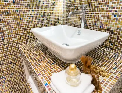 Salle de bains dans l'établissement Hôtel Spa Marotte