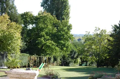Jardin de l'établissement Le clos du mont César