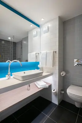 Salle de bains dans l'établissement Holiday Inn Express - Rouen Centre - Rive Gauche by IHG