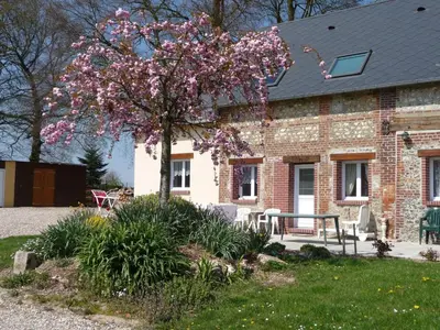 Jardin de l'établissement les gites les trois chemins