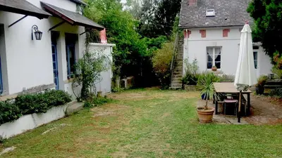 Jardin de l'établissement Longère de charme familiale pour un WE au coin du feu Joli hameau, calme, cheminée