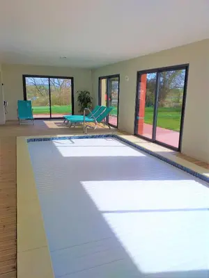 Plan de l'établissement Maison avec Piscine intérieure privée sans vis à vis chauffée toute l année