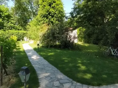 Jardin de l'établissement L'Orée de Giverny