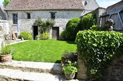 Jardin de l'établissement La grange de Chérence-Giverny
