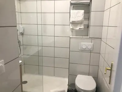 Salle de bains dans l'établissement Hotel Morand