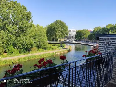 Vue sur la rivière ou le fleuve situé(e) à proximité de l'appartement