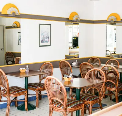 Restaurant ou autre lieu de restauration dans l'établissement EGG HOTEL - HOTEL LES GENS DE MER Dieppe