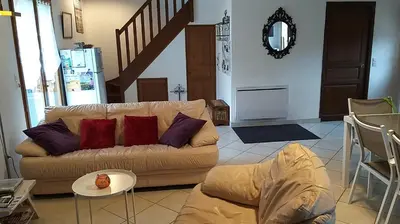 Coin salon dans l'établissement Gîte et Relais Equestre de Marie