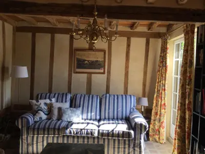 Coin salon dans l'établissement Le Clos-Masure de Béatrice