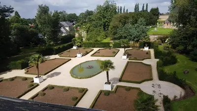 Jardin de l'établissement Chambre Le Notre Le Domaine Des Jardins De Bracquetuit