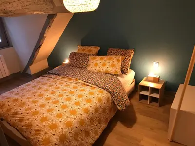 Un ou plusieurs lits dans un hébergement de l'établissement Le Perchoir (Hotel de ville / 40m22 / 1ch / 2-4pers )