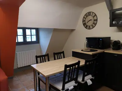 Cuisine ou kitchenette dans l'établissement Le Perchoir (Hotel de ville / 40m22 / 1ch / 2-4pers )