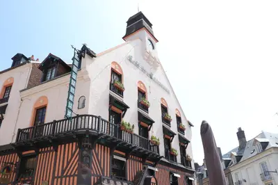 Bâtiment de le séjour chez l'habitant
