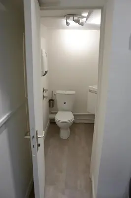 Salle de bains dans l'établissement Petit T2 hypercentre avec terrasse privée - 006