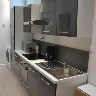 Petit T2 hypercentre avec terrasse privée - 006